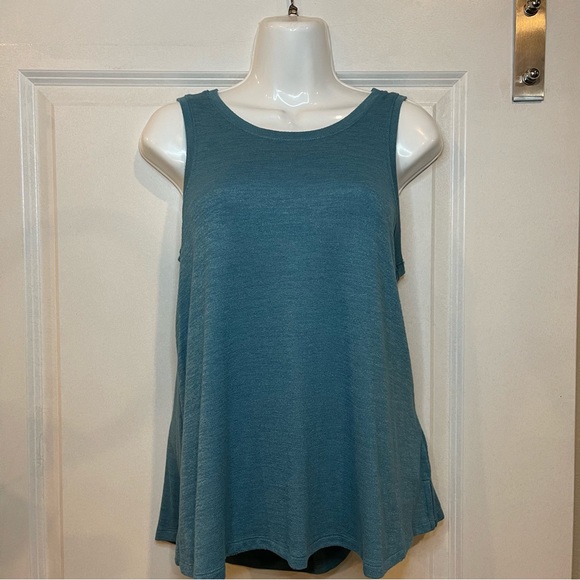 Soft spun tank - Picture 3 of 7